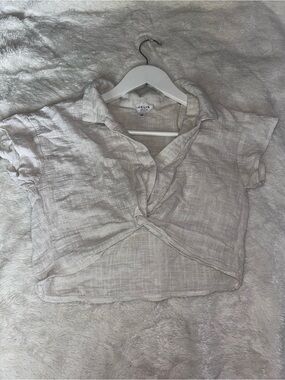 Aritzia Light Beige Twist-Front Short Sleeve Collared Top